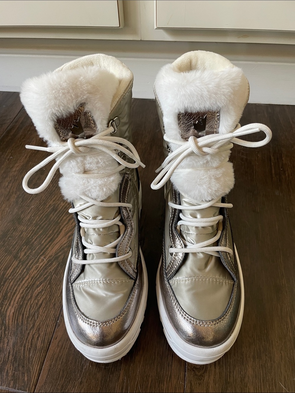 LIKE NEW PAJAR Tacey Low 2.0 Boots! - Picture 5 of 8